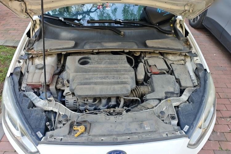 Used Ford Escort 2017 1.5L Automatic Comfort Model Engine Bay