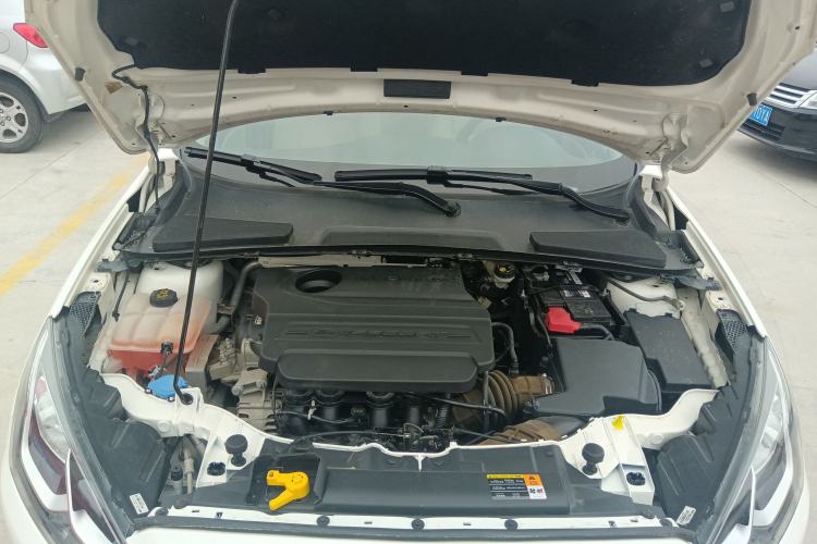 Used Ford Escort 2017 Revised Version 1.5L Manual Comfort Edition Engine Bay