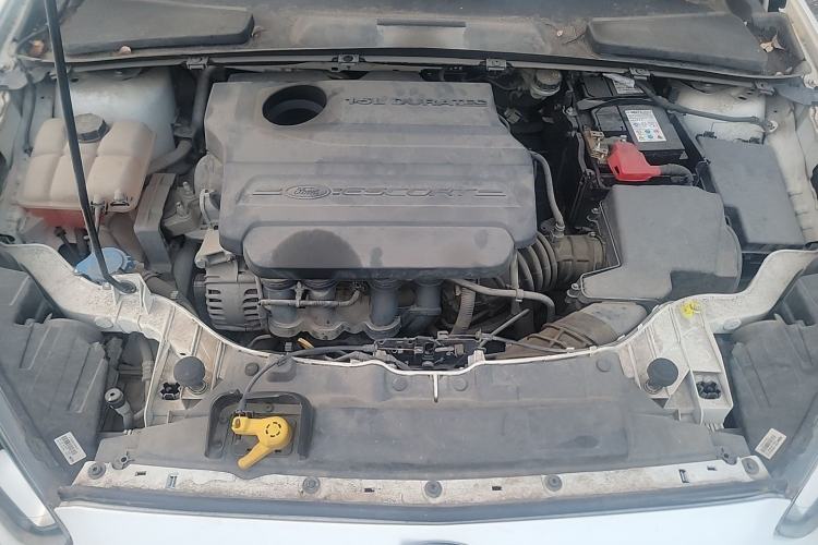 Used Ford Escort 2017 1.5L Manual Comfort Model Engine Bay