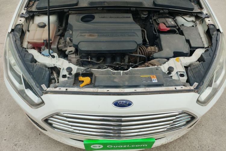 Used Ford Escort 2017 1.5L Manual Comfort Model Engine Bay