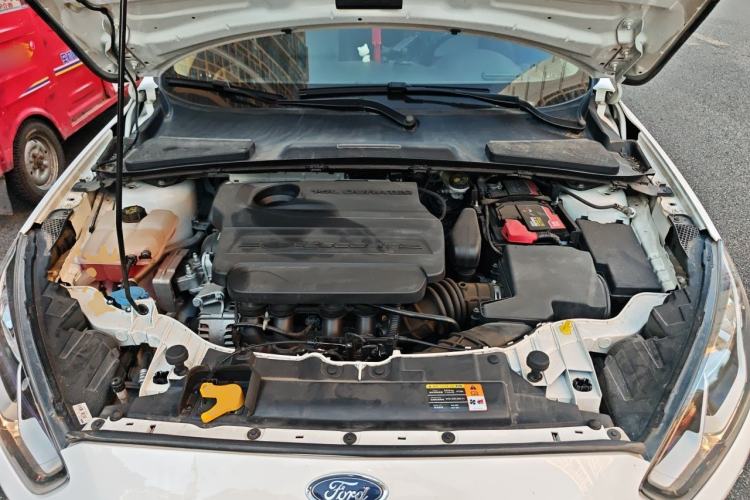 Used Ford Escort 2017 1.5L Automatic Comfort Model Engine Bay
