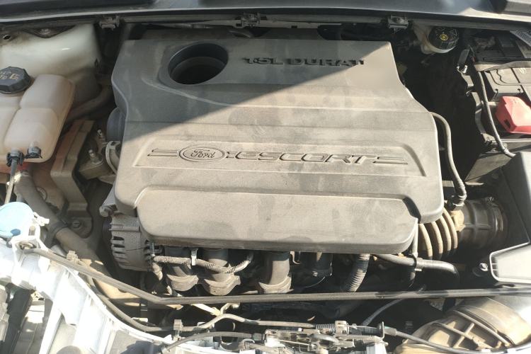 Used Ford Escort 2017 1.5L Manual Comfort Model Engine Bay