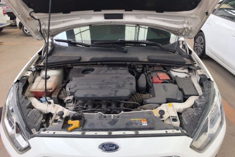 Used Ford Escort 2017 1.5L Automatic Comfort Model Engine Bay