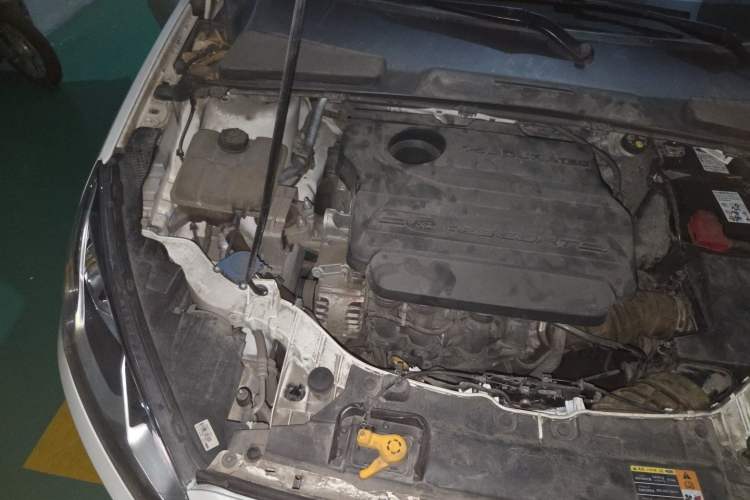 Used Ford Escort 2017 1.5L Automatic Comfort Model Engine Bay Right