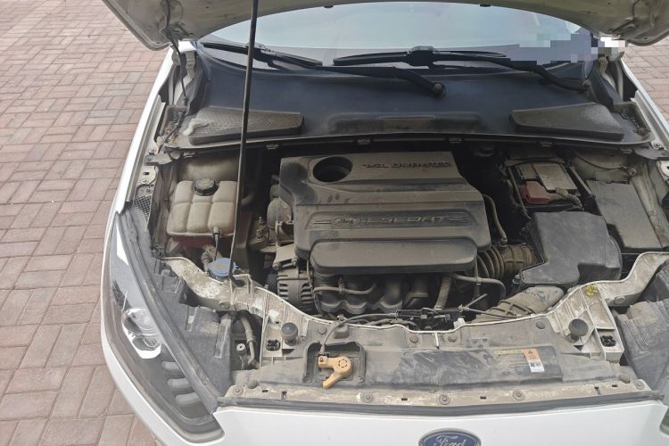 Used Ford Escort 2017 1.5L Manual Comfort Model Engine Bay Right
