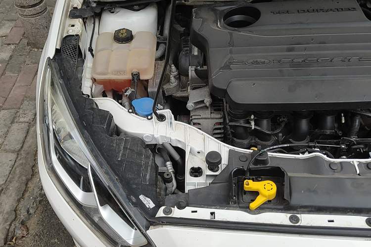 Used Ford Escort 2017 Revised Version 1.5L Automatic Comfort Edition Engine Bay Right