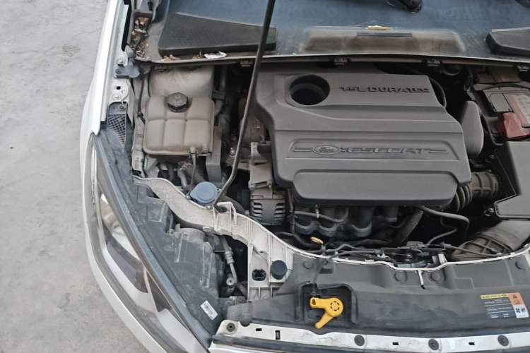 Used Ford Escort 2017 1.5L Automatic Comfort Model Engine Bay Right