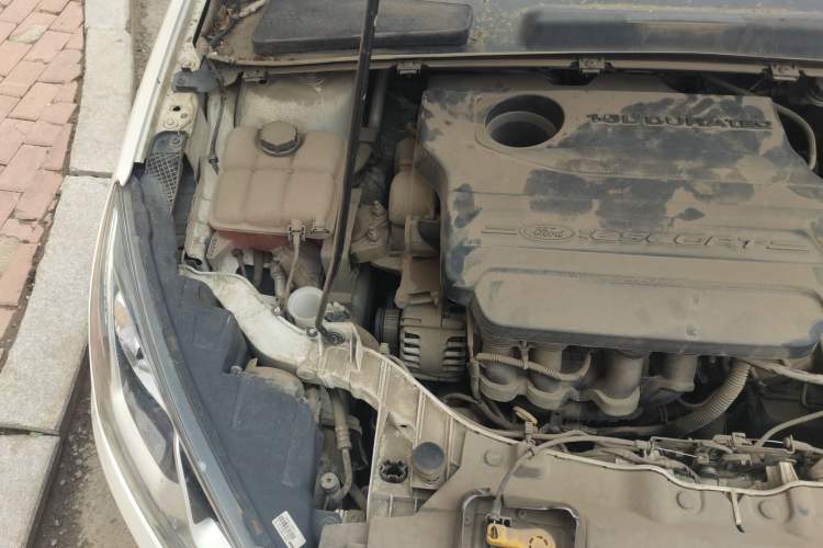 Used Ford Escort 2017 1.5L Automatic Comfort Model Engine Bay Right
