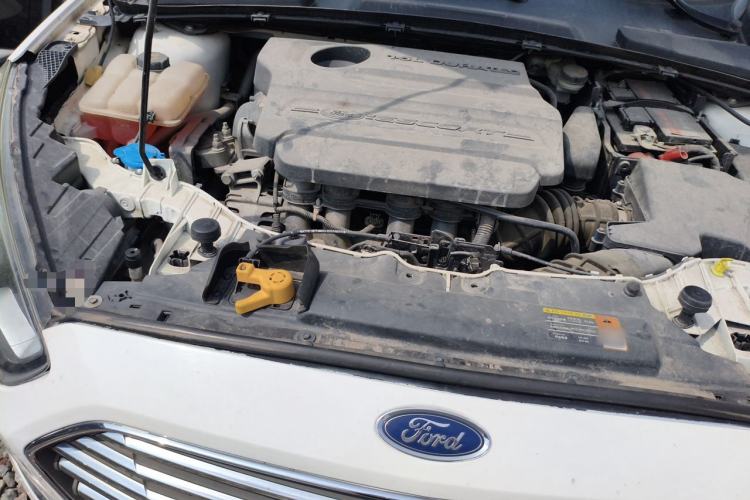 Used Ford Escort 2017 Revised Version 1.5L Automatic Comfort Edition Engine Bay Right