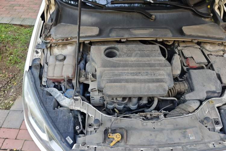 Used Ford Escort 2017 1.5L Automatic Comfort Model Engine Bay Right