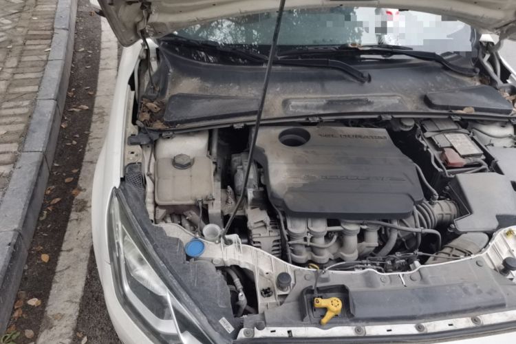 Used Ford Escort 2017 1.5L Manual Comfort Model Engine Bay Right