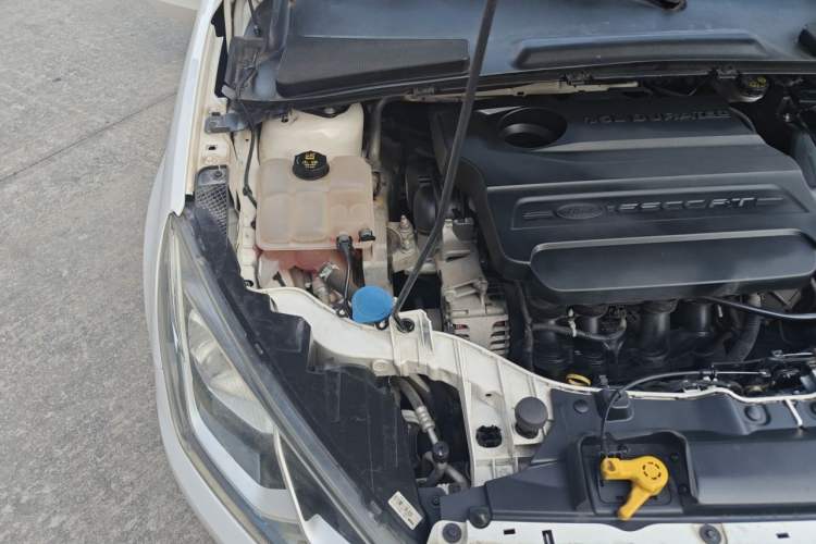 Used Ford Escort 2017 1.5L Automatic Comfort Model Engine Bay Right