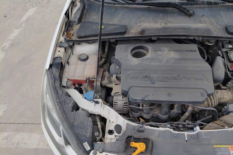 Used Ford Escort 2017 1.5L Automatic Comfort Model Engine Bay Right