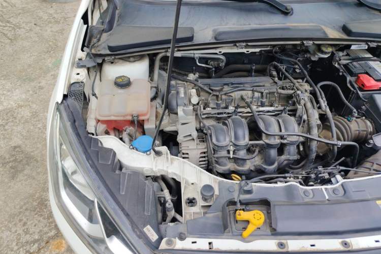 Used Ford Escort 2017 Revised Version 1.5L Manual Comfort Edition Engine Bay Right