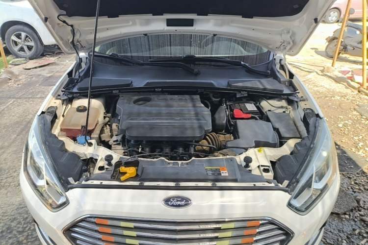 Used Ford Escort 2017 Revised Version 1.5L Automatic Comfort Edition Engine Bay