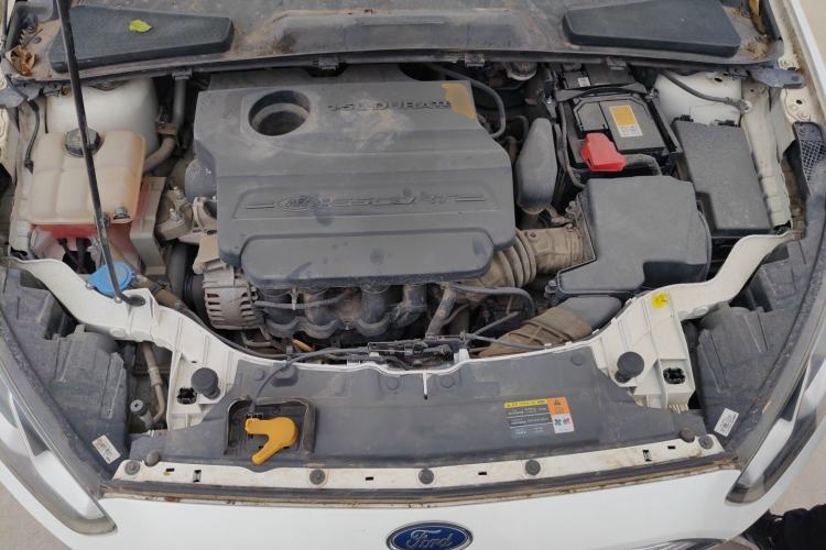 Used Ford Escort 2017 1.5L Automatic Comfort Model Engine Bay