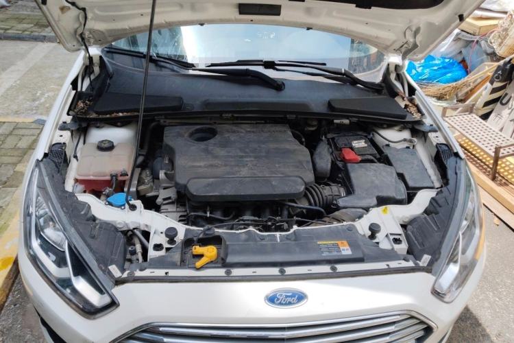 Used Ford Escort 2017 Happiness Edition 1.5L Automatic Fashion Version Engine Bay