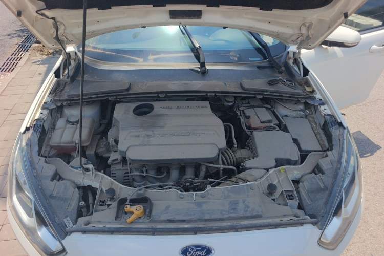 Used Ford Escort 2017 Happy Edition 1.5L Manual Fashion Model Engine Bay