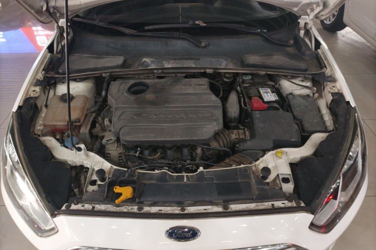 Used Ford Escort 2017 Happiness Edition 1.5L Automatic Fashion Version Engine Bay