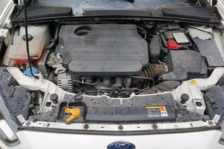 Used Ford Escort 2017 Happiness Edition 1.5L Automatic Fashion Version Engine Bay