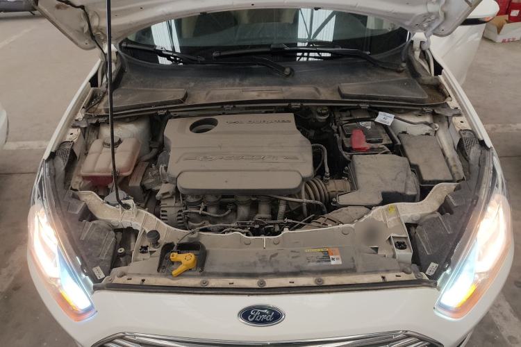 Used Ford Escort 2017 Revised Version 1.5L Manual Comfort Edition Engine Bay