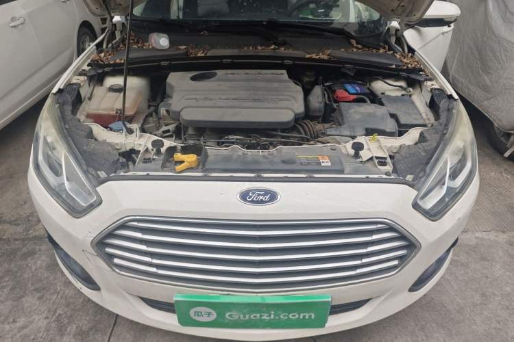 Used Ford Escort 2017 Happiness Edition 1.5L Automatic Fashion Version Engine Bay
