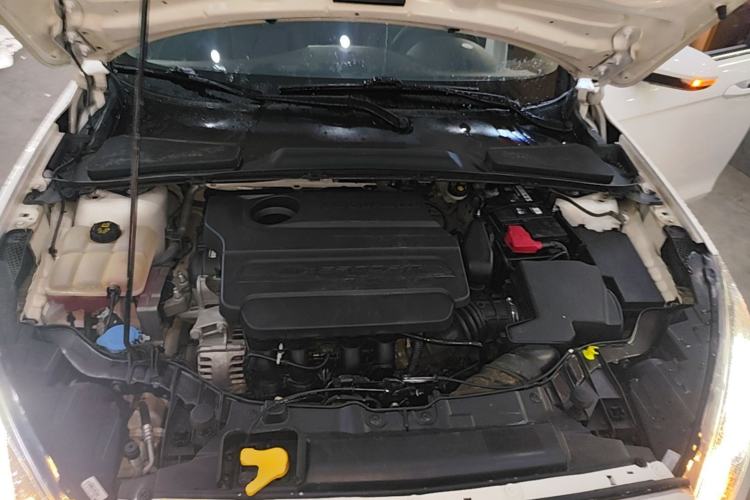 Used Ford Escort 2017 Happiness Edition 1.5L Automatic Fashion Version Engine Bay