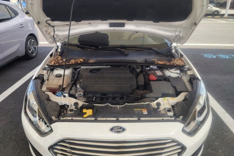 Used Ford Escort 2017 Revised Version 1.5L Automatic Comfort Edition Engine Bay