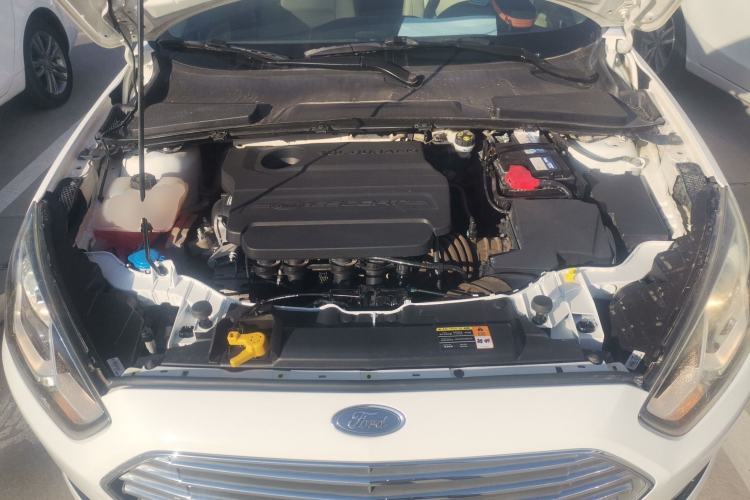 Used Ford Escort 2017 1.5L Manual Comfort Model Engine Bay