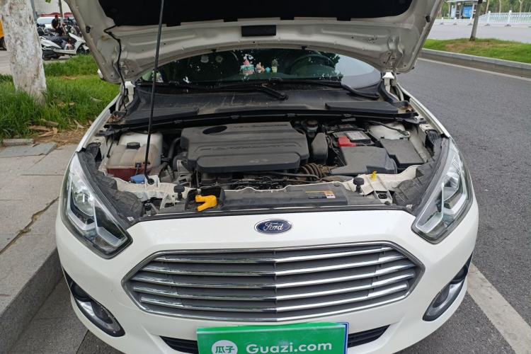 Used Ford Escort 2017 Happiness Edition 1.5L Automatic Fashion Version Engine Bay