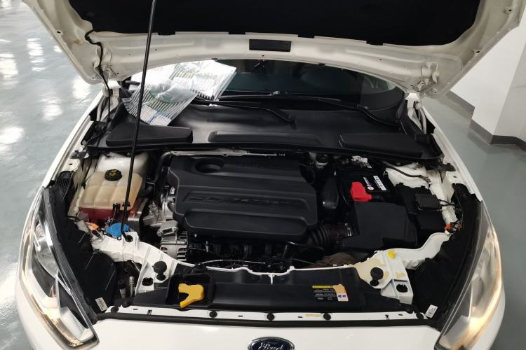 Used Ford Escort 2017 1.5L Automatic Comfort Model Engine Bay