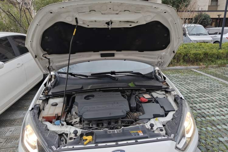 Used Ford Escort 2017 Revised Version 1.5L Automatic Comfort Edition Engine Bay