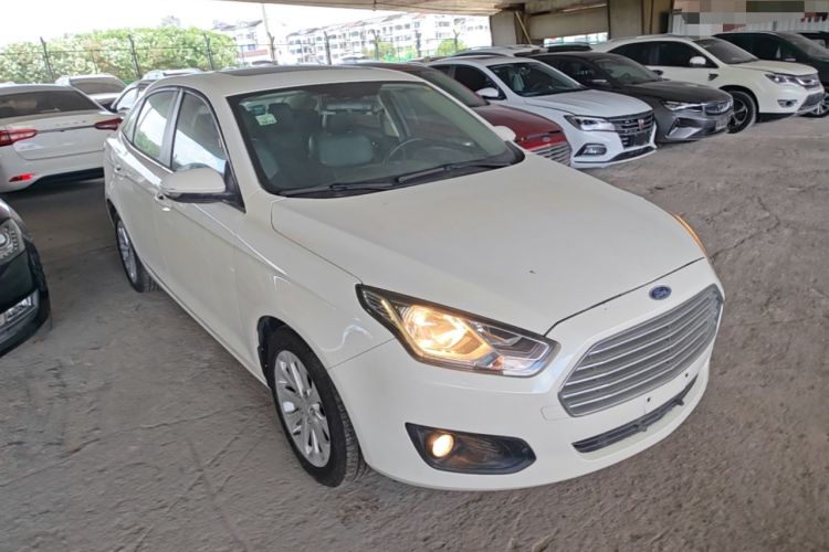 Used Ford Escort 2017 Happiness Edition 1.5L Automatic Fashion Version Exterior 1