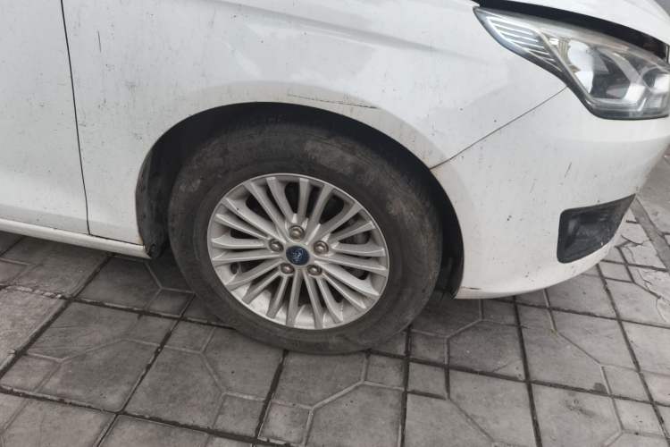 Used Ford Escort 2017 1.5L Manual Comfort Model Exterior 1