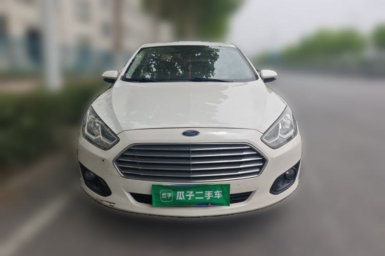Used Ford Escort 2017 1.5L Manual Comfort Model Exterior 1