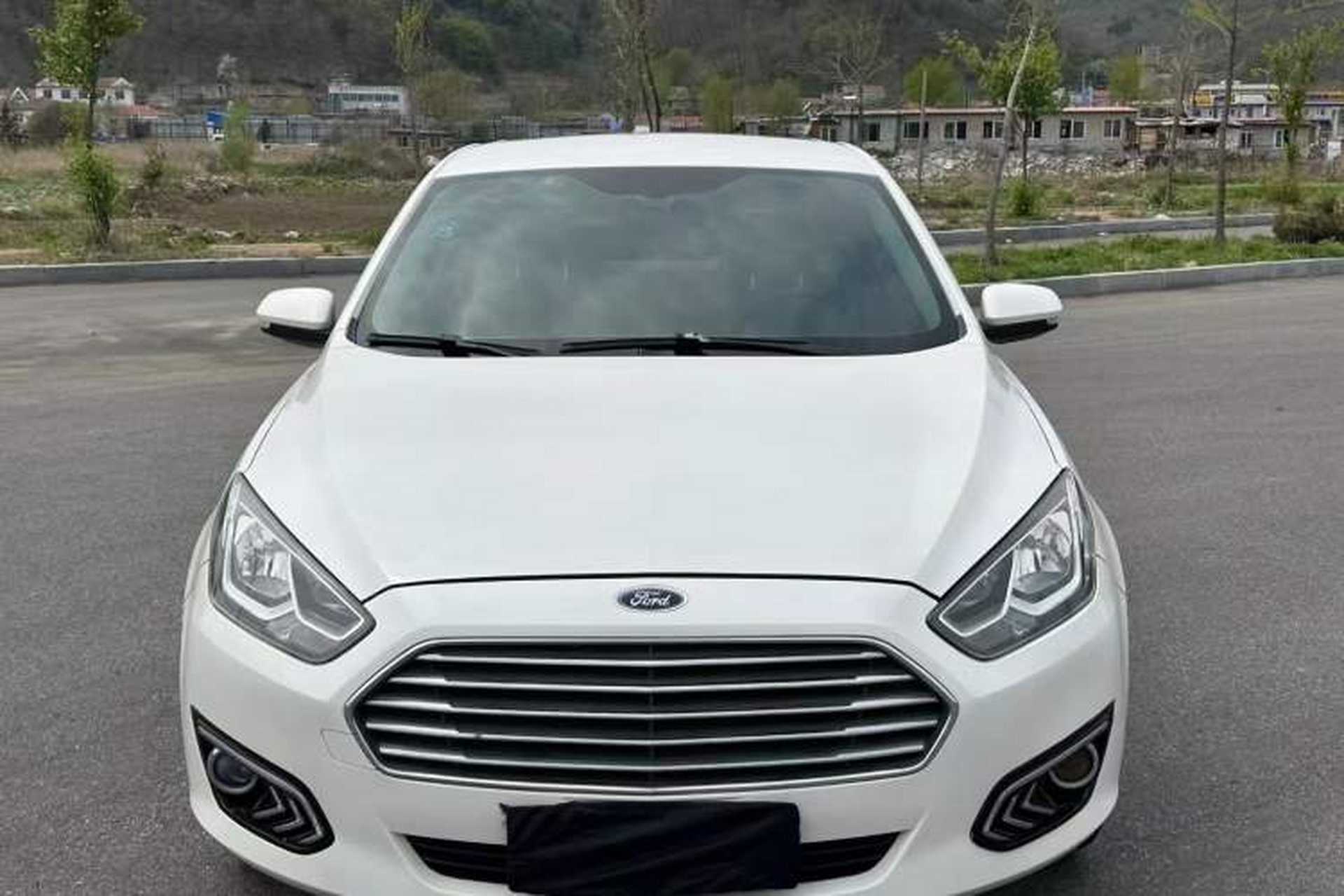 Used Ford Escort 2017 Revised Version 1.5L Automatic Comfort Edition Exterior 1