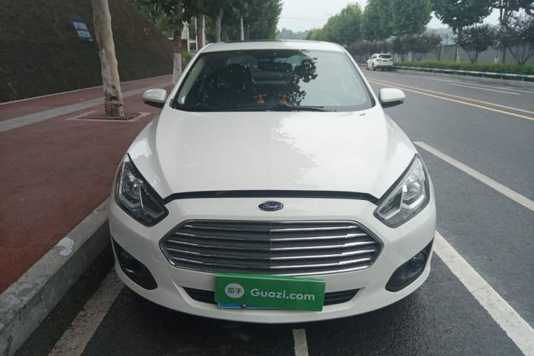 Used Ford Escort 2017 Happy Edition 1.5L Manual Fashion Model Exterior 1
