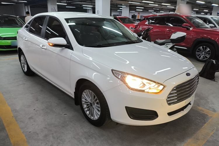 Used Ford Escort 2017 Revised Version 1.5L Manual Comfort Edition Exterior 1
