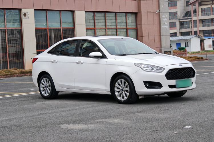 Used Ford Escort 2017 Happiness Edition 1.5L Automatic Fashion Version Exterior 1