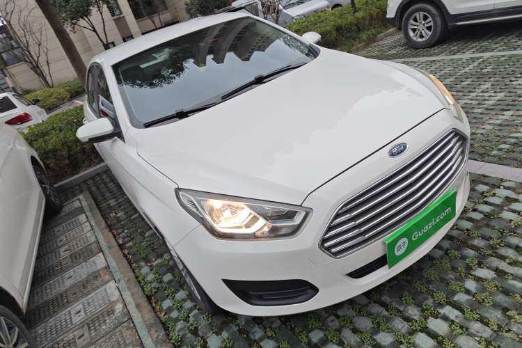 Used Ford Escort 2017 Revised Version 1.5L Automatic Comfort Edition Exterior 1