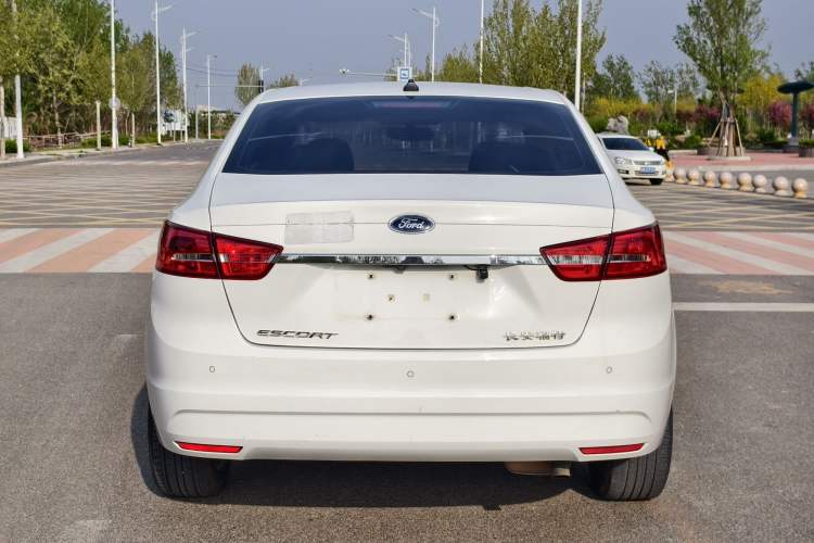 Used Ford Escort 2017 Happiness Edition 1.5L Automatic Fashion Version Exterior 10
