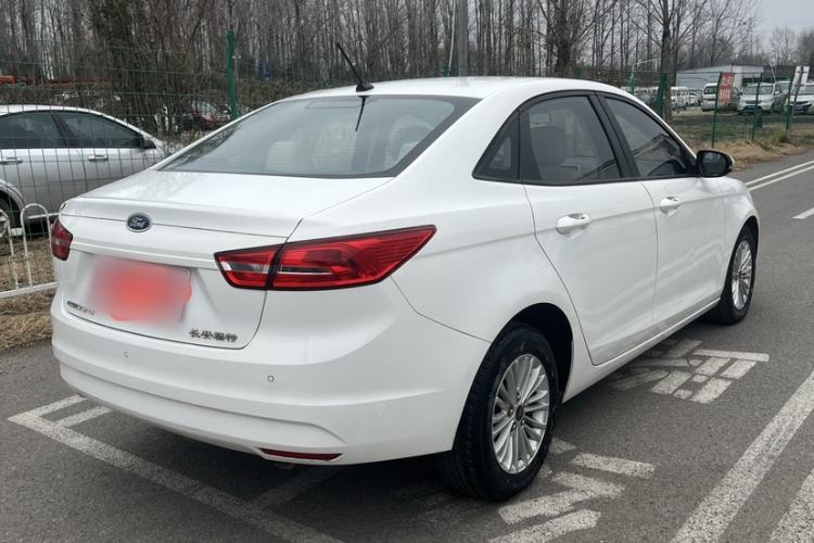 Used Ford Escort 2017 Revised Version 1.5L Automatic Comfort Edition Exterior 10