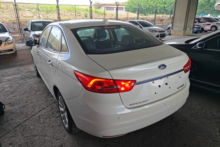 Used Ford Escort 2017 Happiness Edition 1.5L Automatic Fashion Version Exterior 2