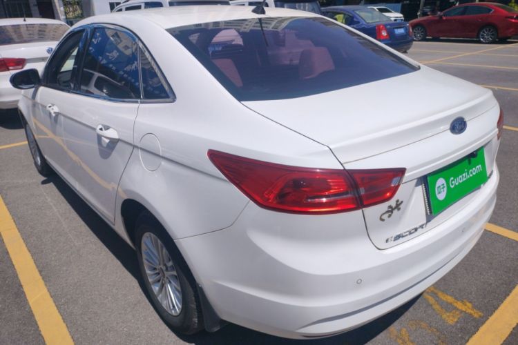Used Ford Escort 2017 Revised Version 1.5L Manual Comfort Edition Exterior 2