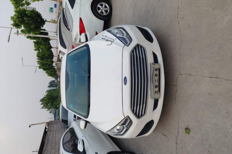 Used Ford Escort 2017 Revised Version 1.5L Manual Comfort Edition Exterior 2