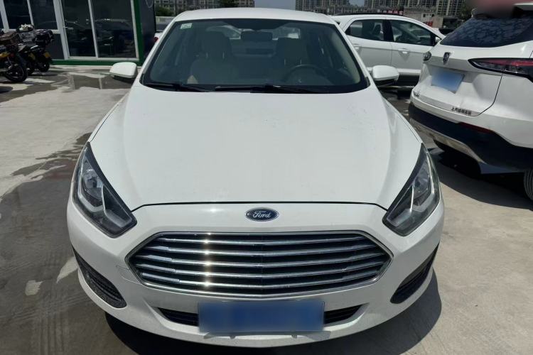 Used Ford Escort 2017 Revised Version 1.5L Manual Comfort Edition Exterior 2