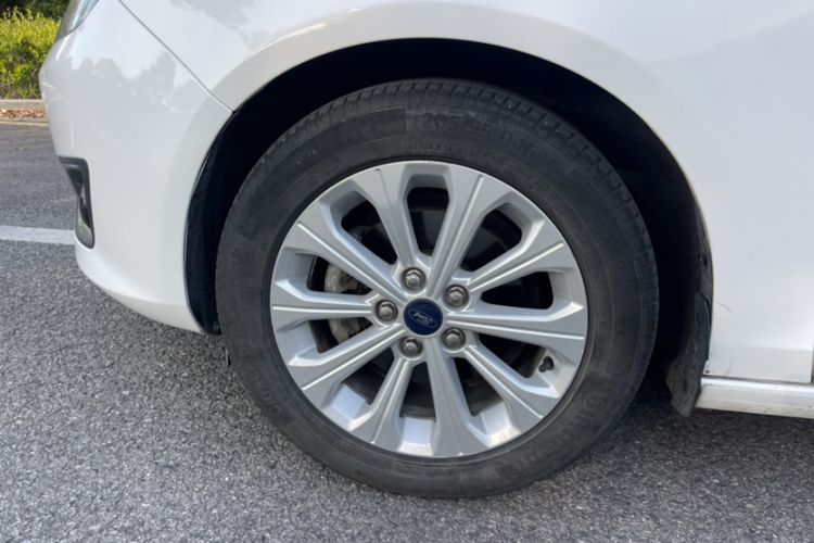 Used Ford Escort 2017 Happiness Edition 1.5L Automatic Fashion Version Exterior 2