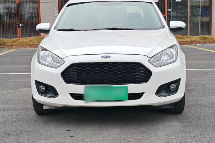Used Ford Escort 2017 Happiness Edition 1.5L Automatic Fashion Version Exterior 2