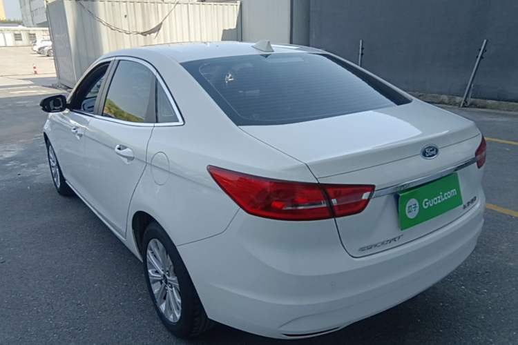 Used Ford Escort 2017 Happiness Edition 1.5L Automatic Fashion Version Exterior 2