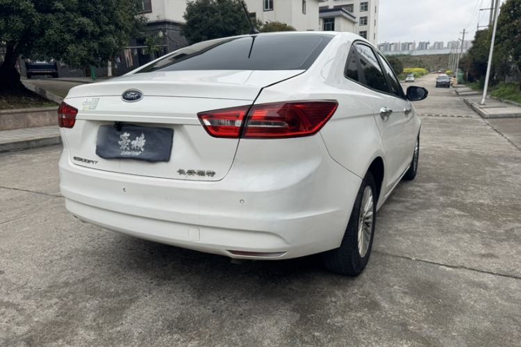 Used Ford Escort 2017 Revised Version 1.5L Automatic Comfort Edition Exterior 3